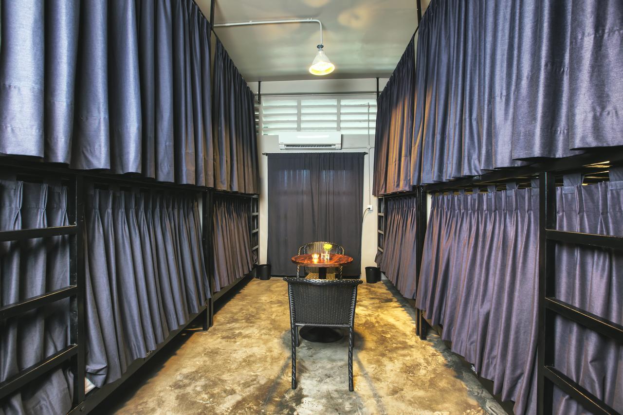 The Share Phnom Penh Hostel Exterior photo